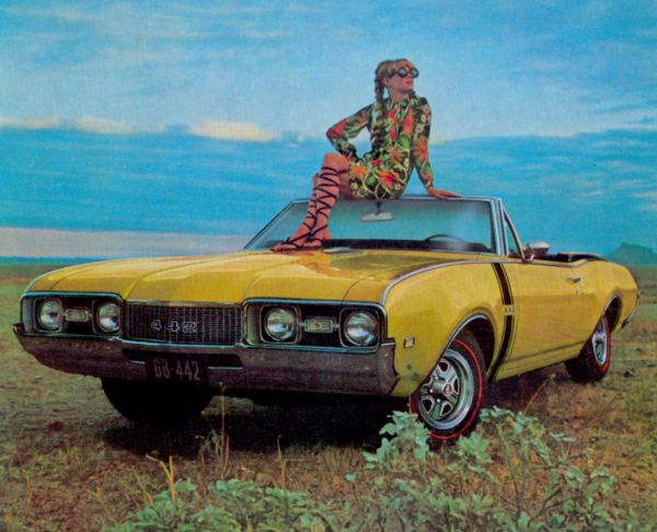 Groovy 1968 Olds 442